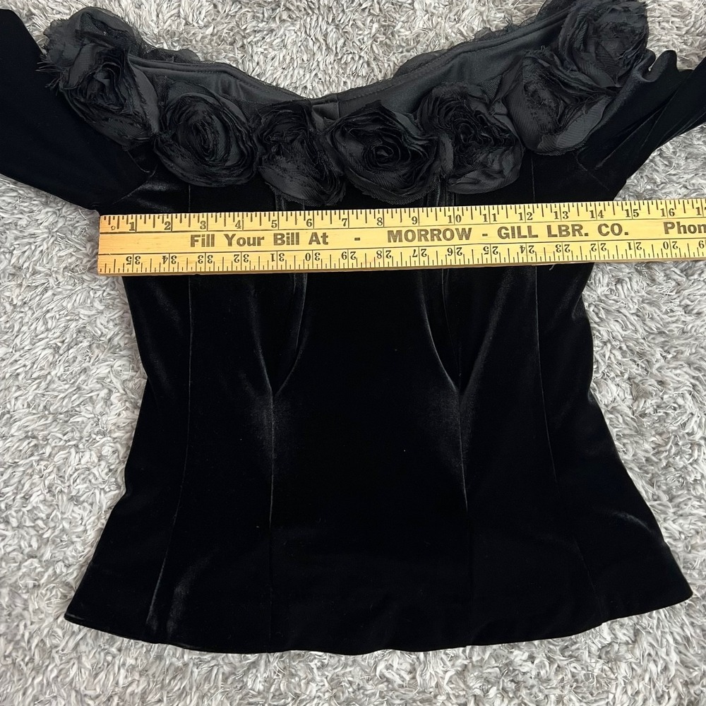 Vntg Y2K Black Velvet Off Shoulder Rosette Corset Top M Gothic Coquette Romantic - Picture 7 of 9